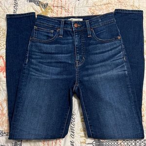 Madewell curvy high rise skinny jeans in moreux wash